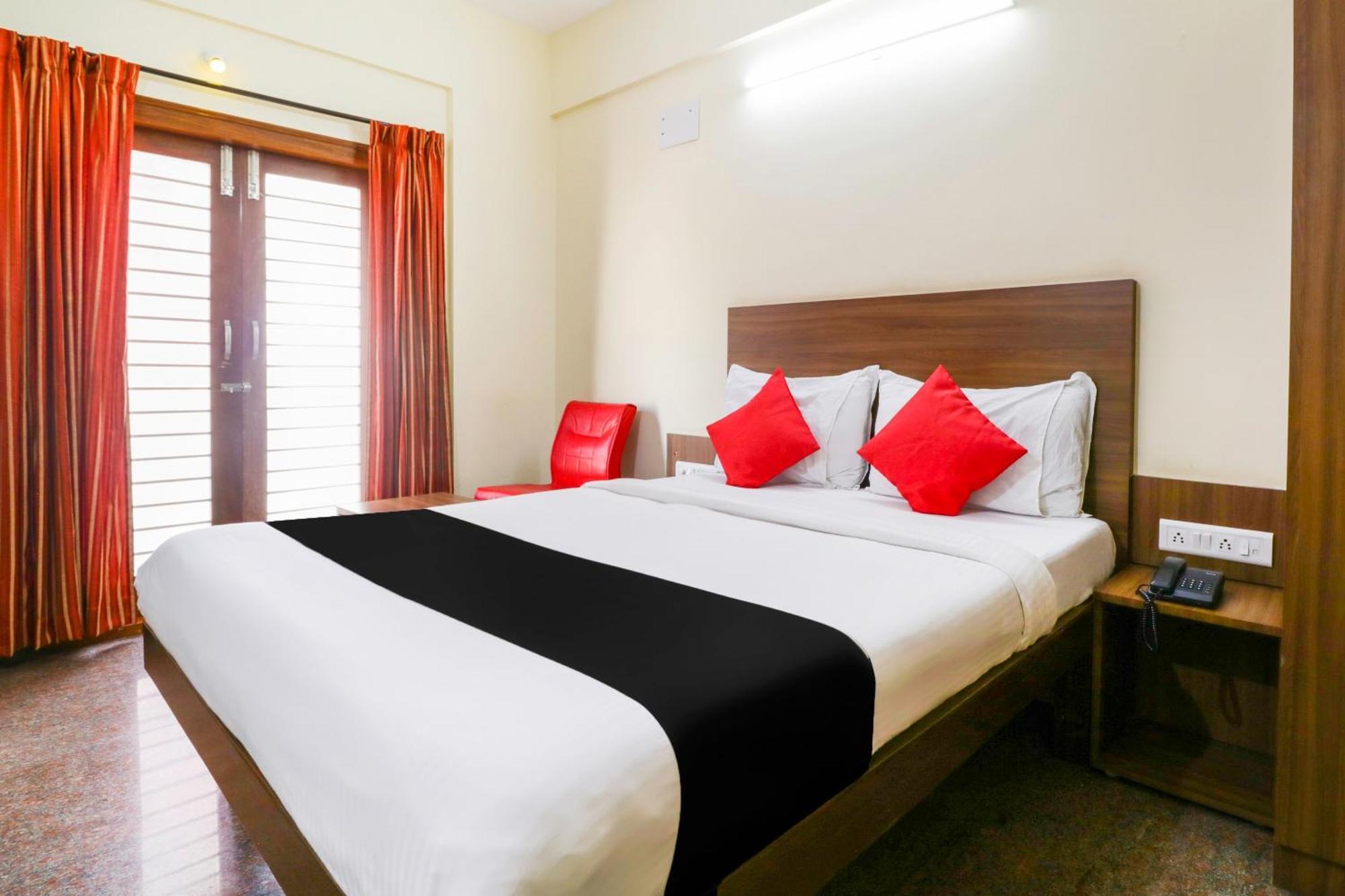 Hotel O Champion Comfort Near Hosahalli Metro Station Бангалор Экстерьер фото