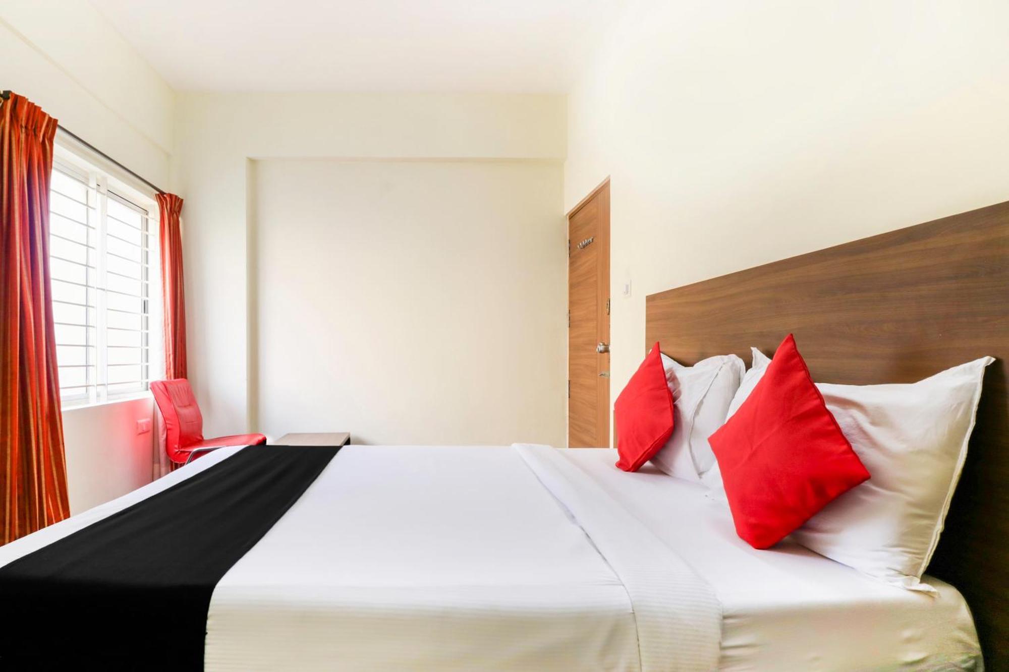 Hotel O Champion Comfort Near Hosahalli Metro Station Бангалор Экстерьер фото