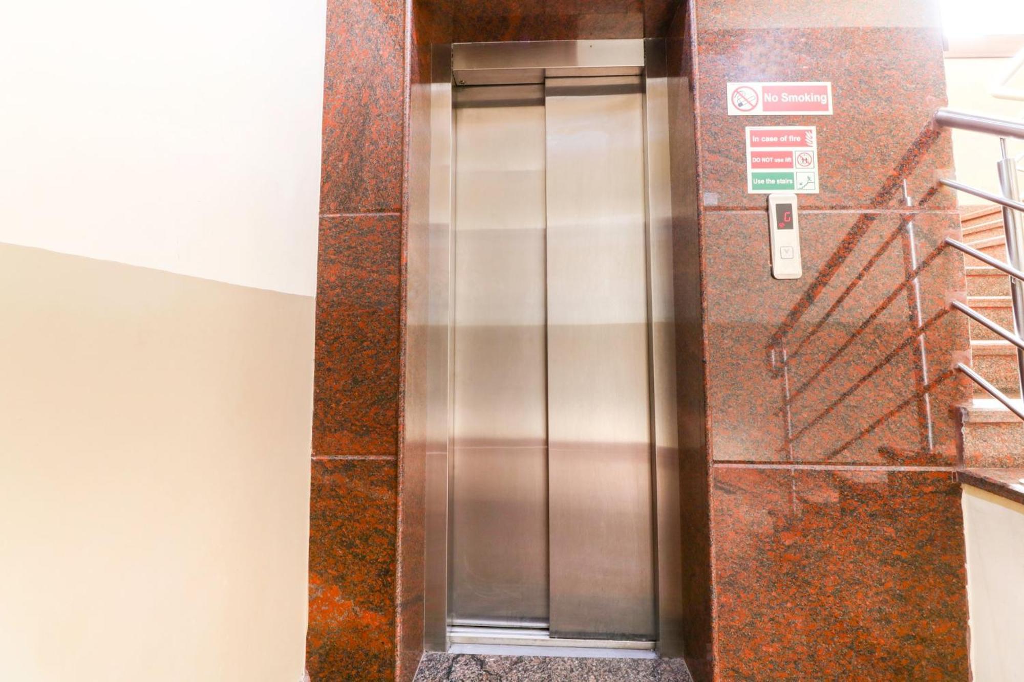 Hotel O Champion Comfort Near Hosahalli Metro Station Бангалор Экстерьер фото