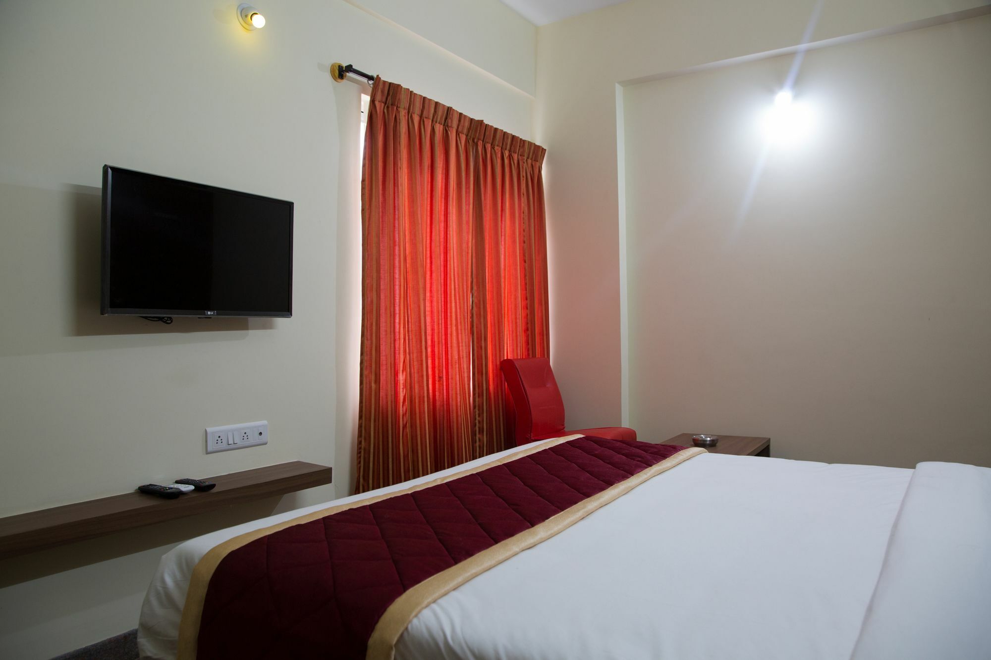 Hotel O Champion Comfort Near Hosahalli Metro Station Бангалор Экстерьер фото
